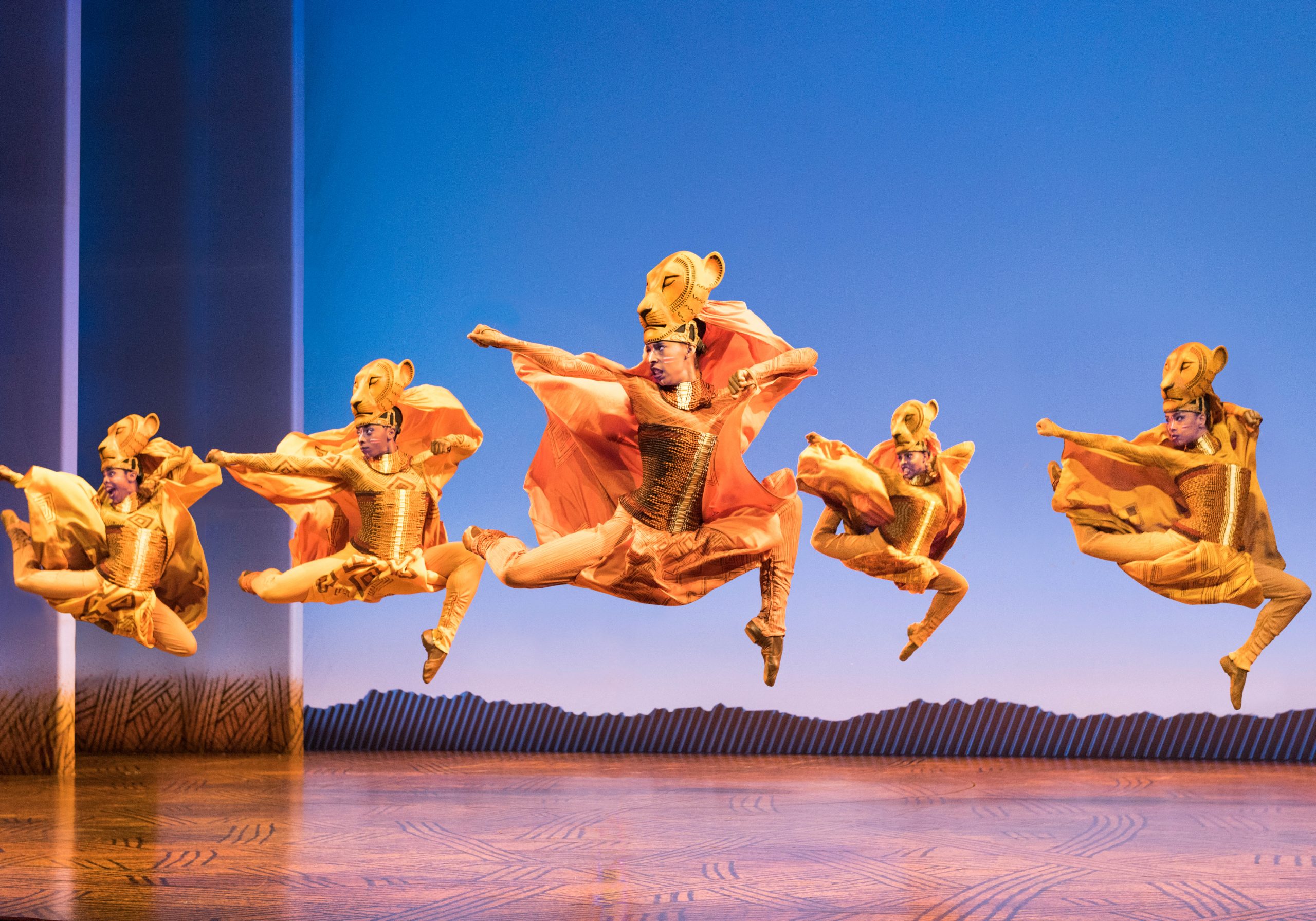Lionesses Dance. The Lion King North American Tour ©Disney