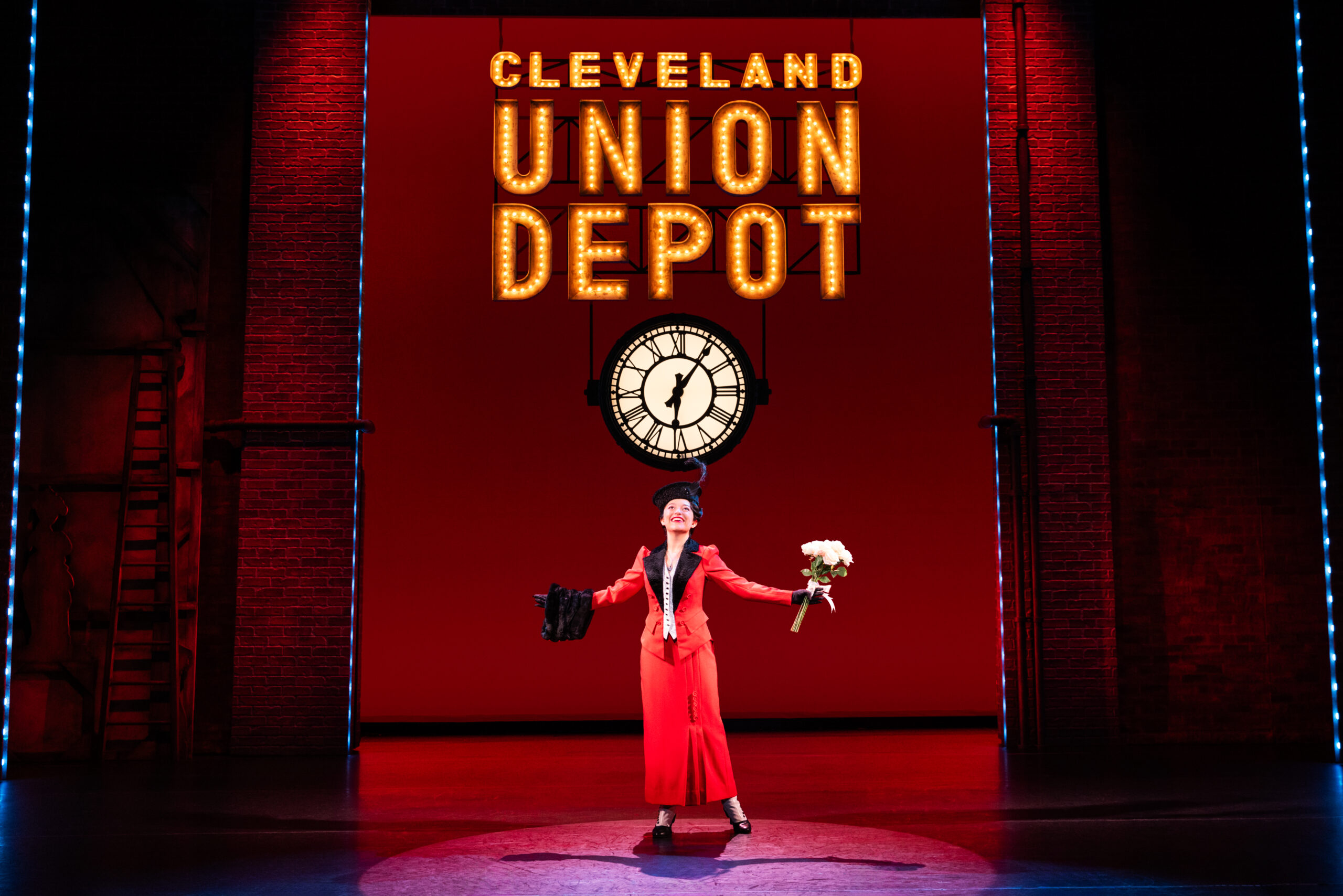 Katerina McCrimmon as Fanny Brice in the National Tour of Funny Girl