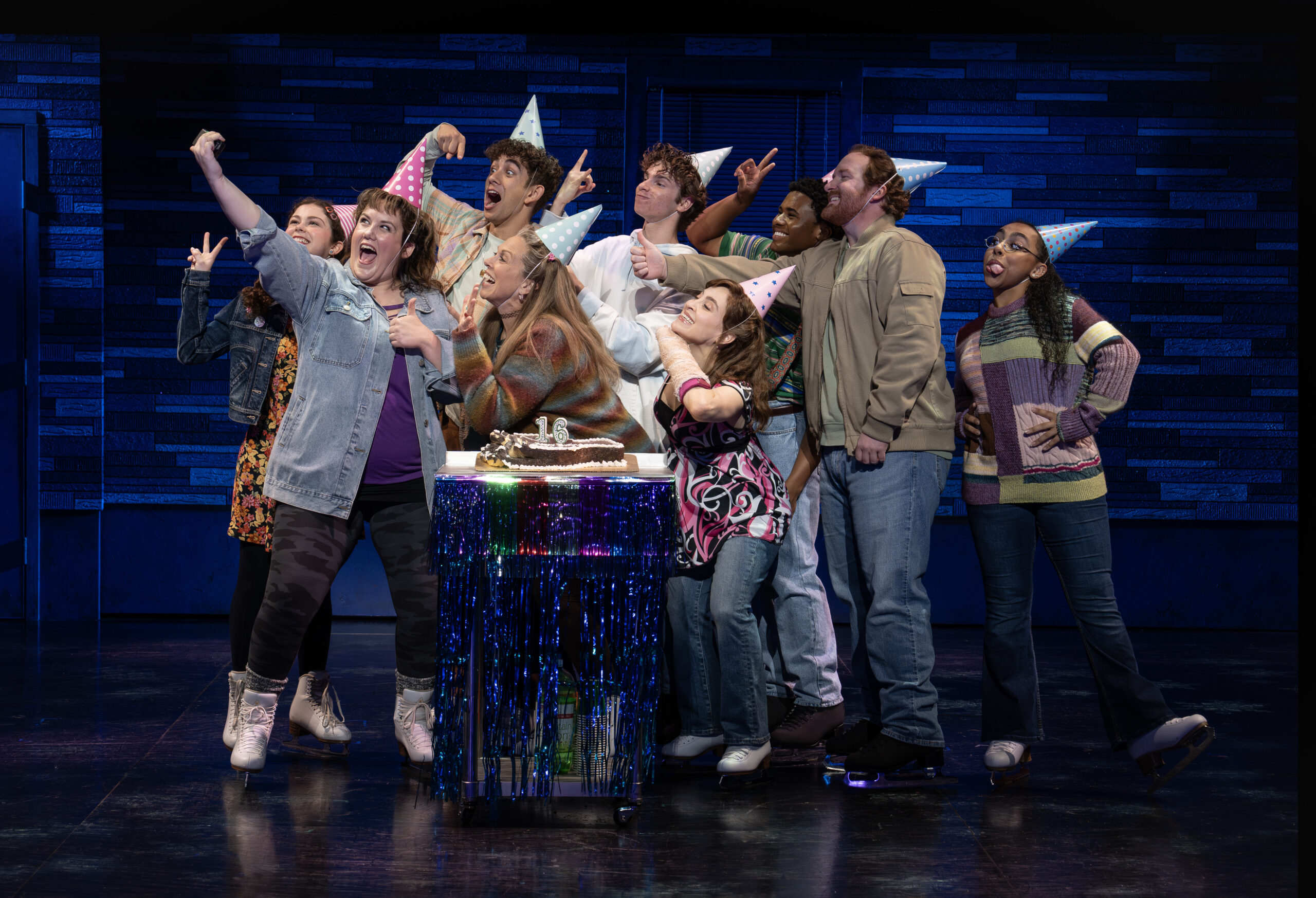 The National Touring Company of KIMBERLY AKIMBO