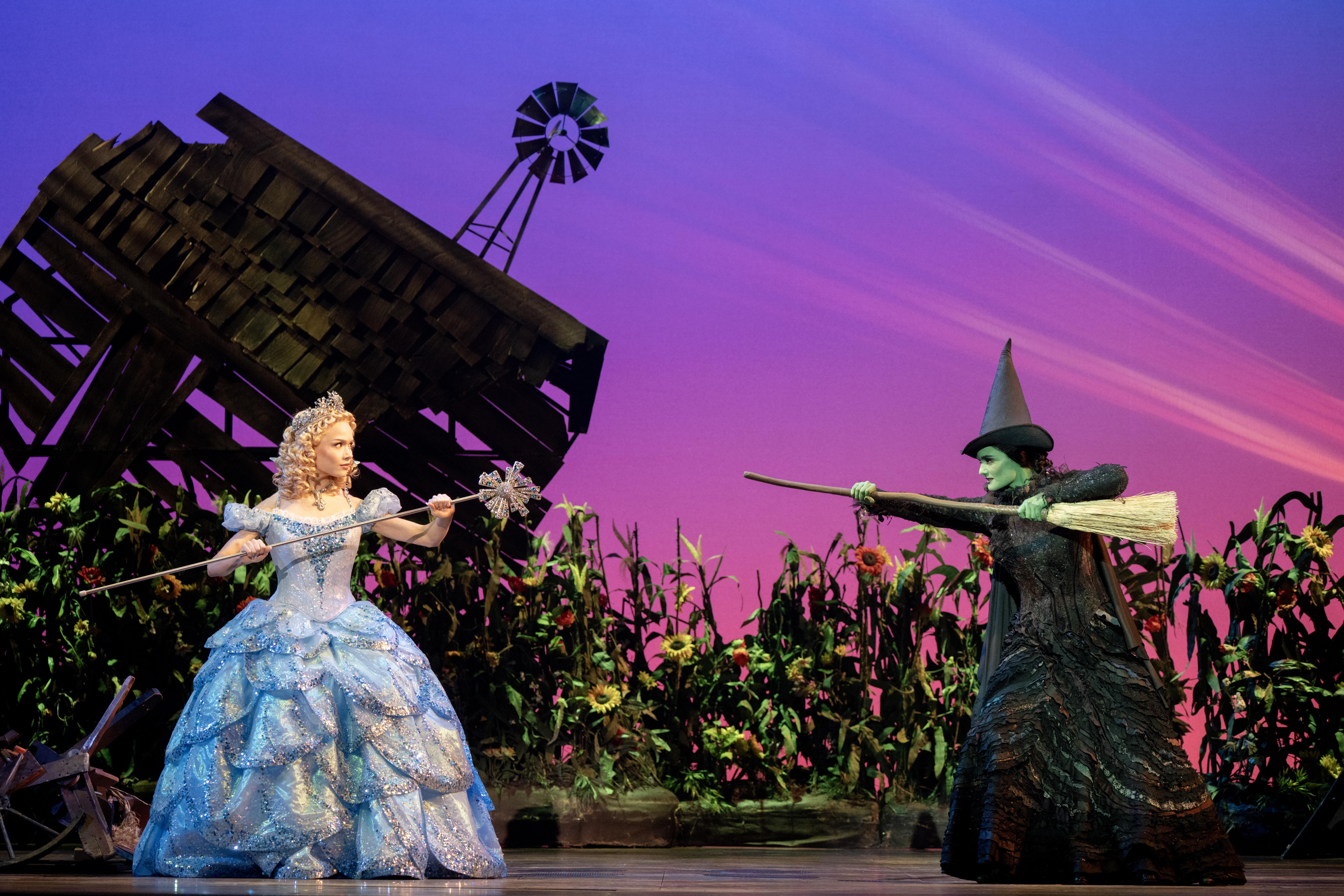 Claudia Bennett as Glinda and Aline Mayagoitia as Elphaba in the North American Tour of WICKED
